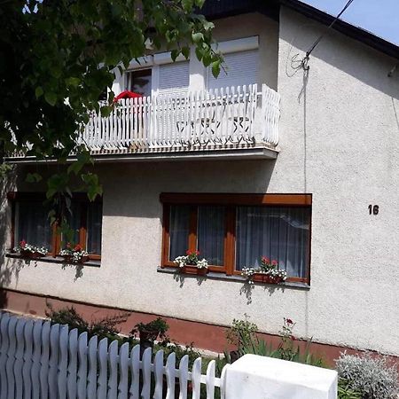 Apartment In Siofok/Balaton 19854 Екстер'єр фото